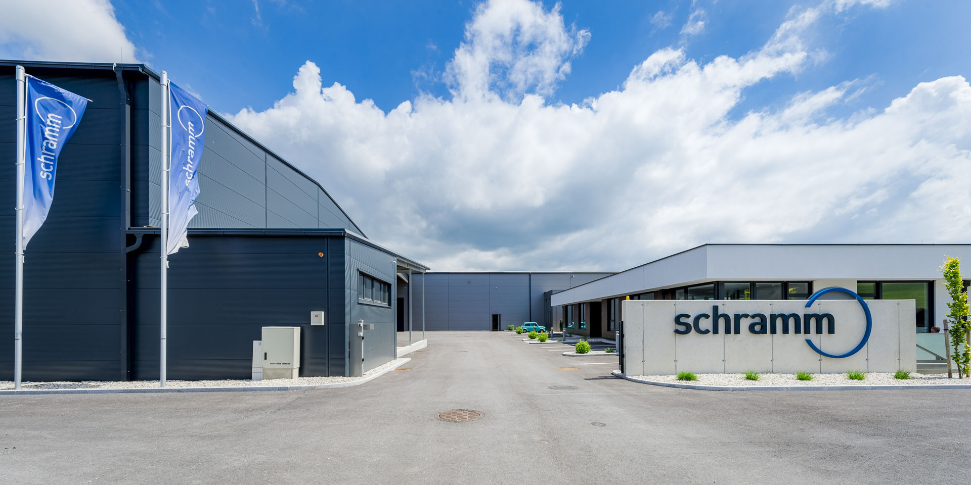 Schramm Techtrade, Neumarkt 